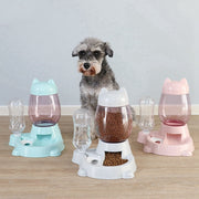 2 IN 1 Pet Water Bottle & Food Dispenser - The Savvy Pets